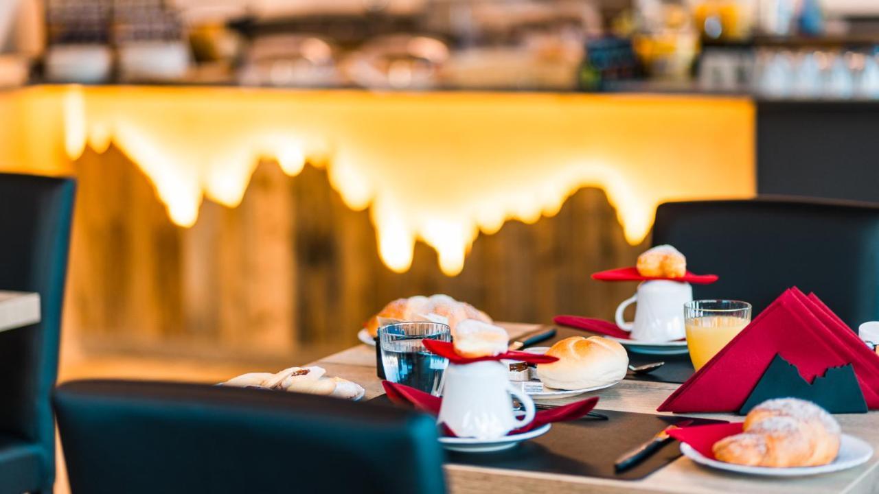 Hotel Dolomiti Di De Martin D Oscar Comèlico Superiore Buitenkant foto
